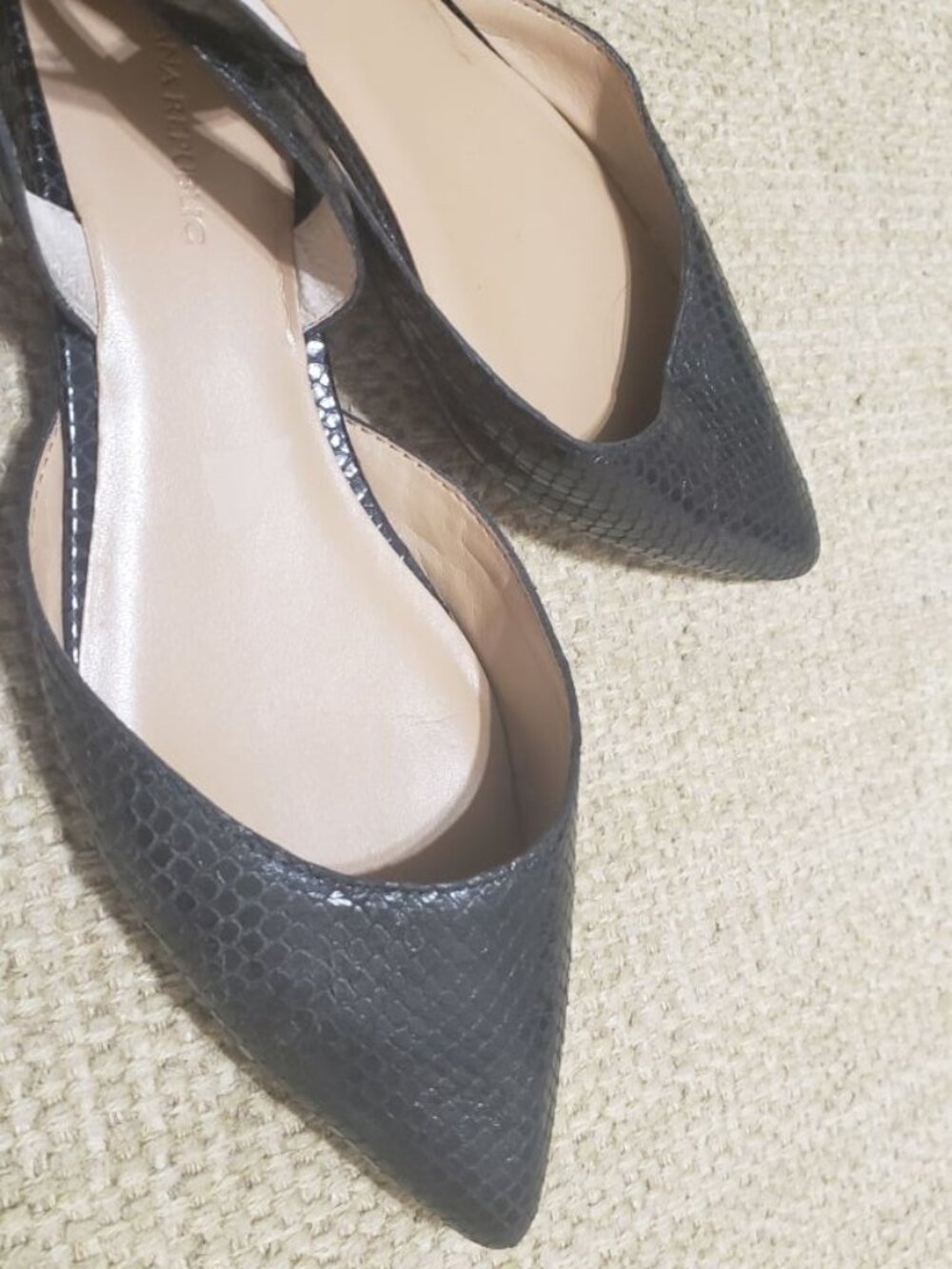 Banana Republic Snakeskin Print Leather Flat Slingback